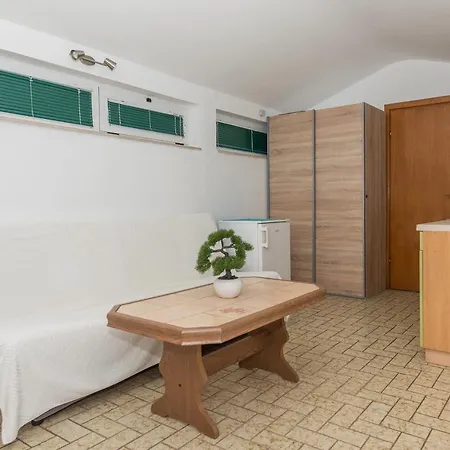 Apartmani Cesljar Makarska Exterior photo