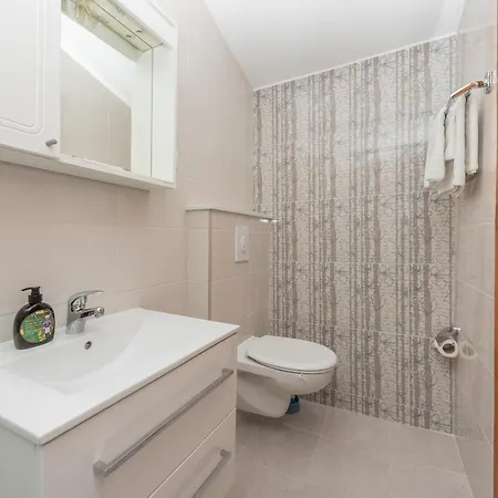 Apartmani Cesljar Makarska Exterior photo